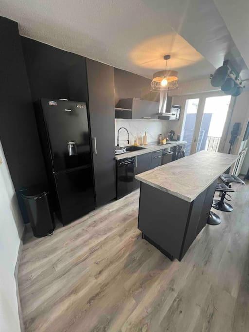 Appartement Superbe Appart+parking Pau- Place Verdun *
