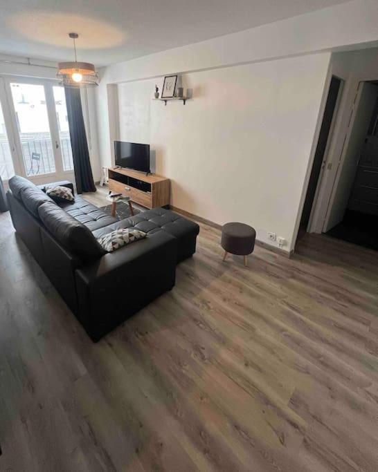 Superbe Appart+parking Pau- Place Verdun Appartement *